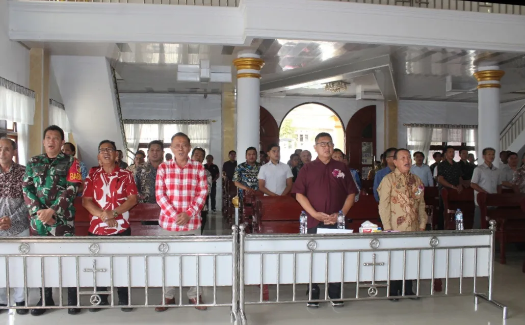 Babinsa Koramil 1302-16/Tumpaan Ikuti Ibadah Persatuan PKB GMIM di Tareran
