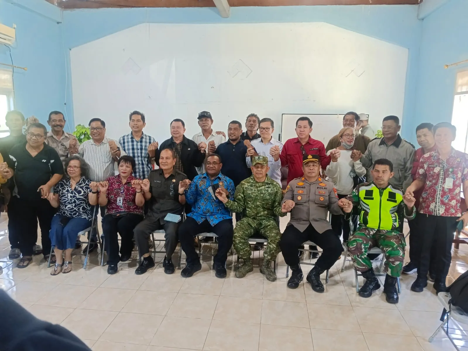 Kodim 1302/Minahasa Kawal Penyelesaian Permasalahan Lahan Eks Pengungsi Silo Lata Lata.