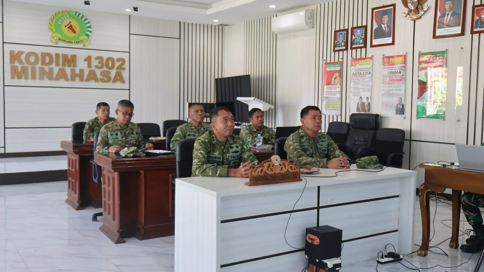 Dandim 1302/Minahasa Dukung Evaluasi Percepatan Pembangunan KDKMP Melalui Vicon Wakil Panglima TNI.