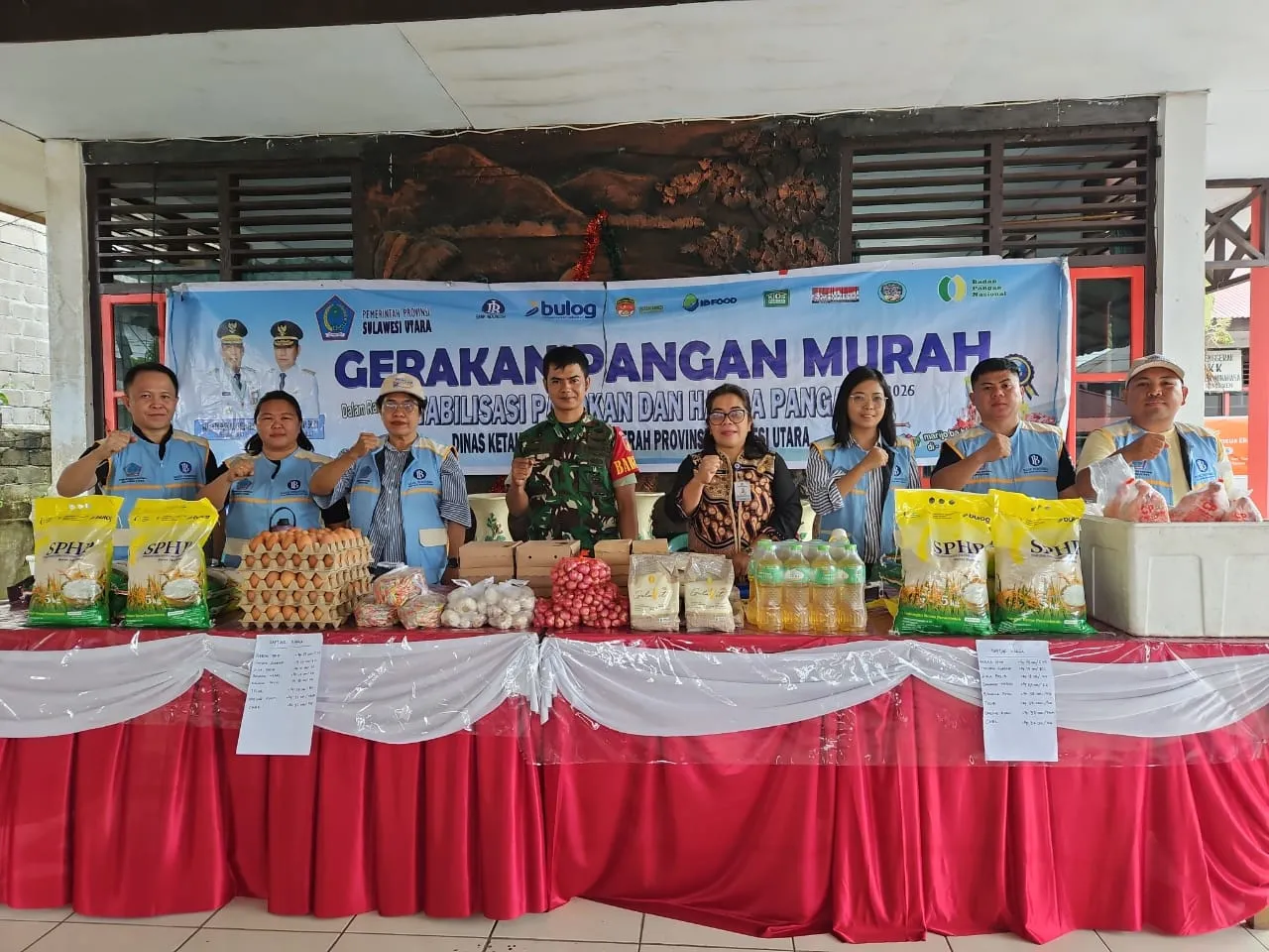 Kodim 1302/Minahasa Dukung Gerakan Pangan Murah, Bantu Jaga Stabilitas Harga Di Remboken.