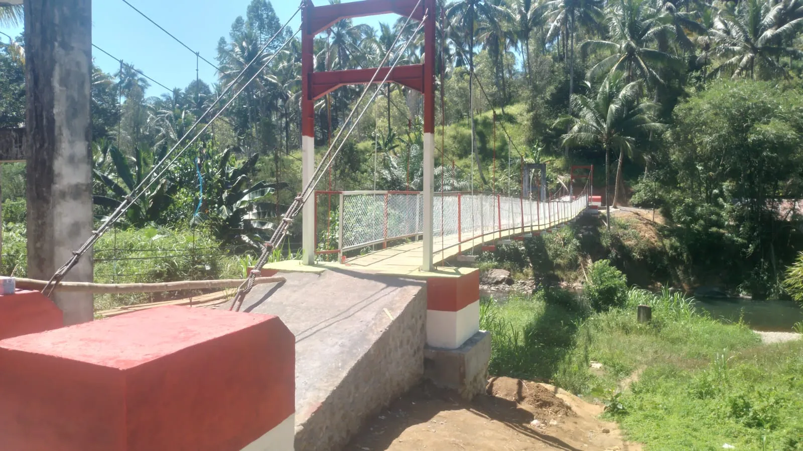 Kodim 1302/Minahasa Selesaikan Jembatan Perintis Garuda.