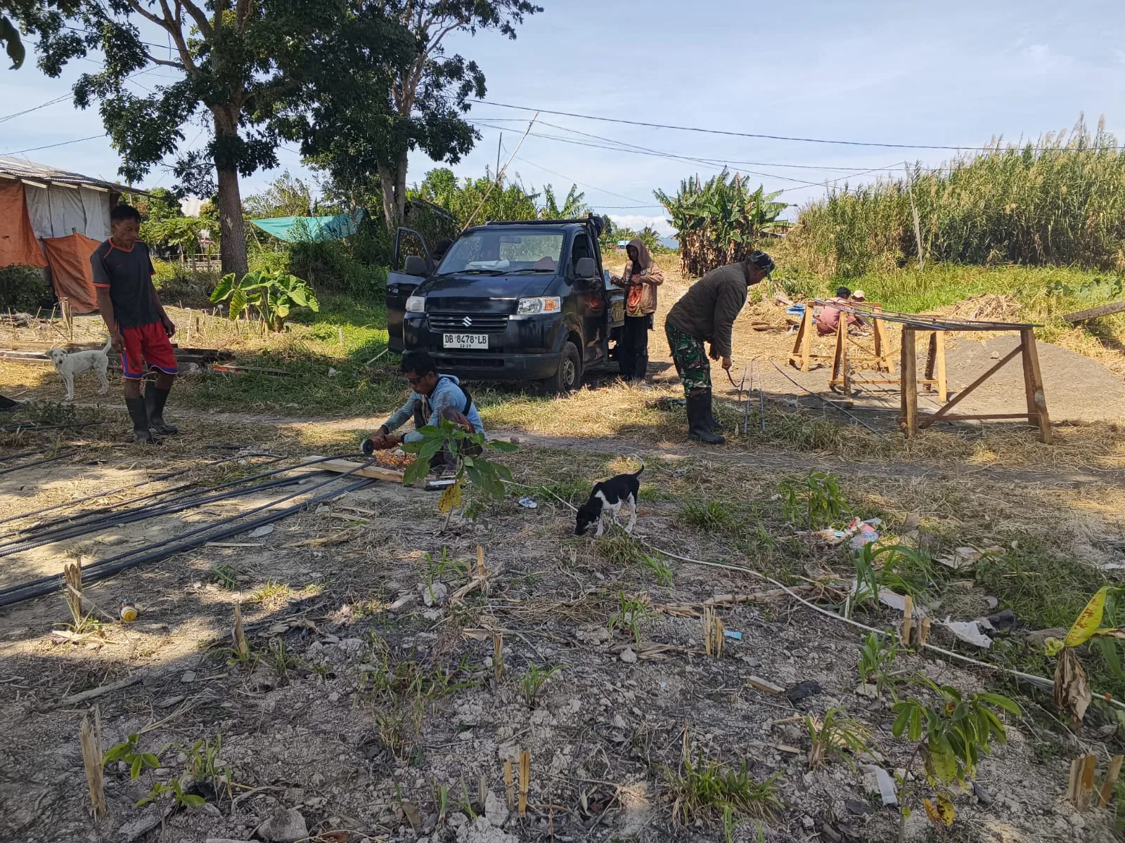 “Jembatan Perintis Garuda Dibangun, Babinsa Setia Mengawal.”