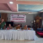 “Jelang HUT RI Ke-81, Pgs Danramil 1302-02/Eris Ajak Warga Tingkatkan Kepedulian Dan Kewaspadaan.”