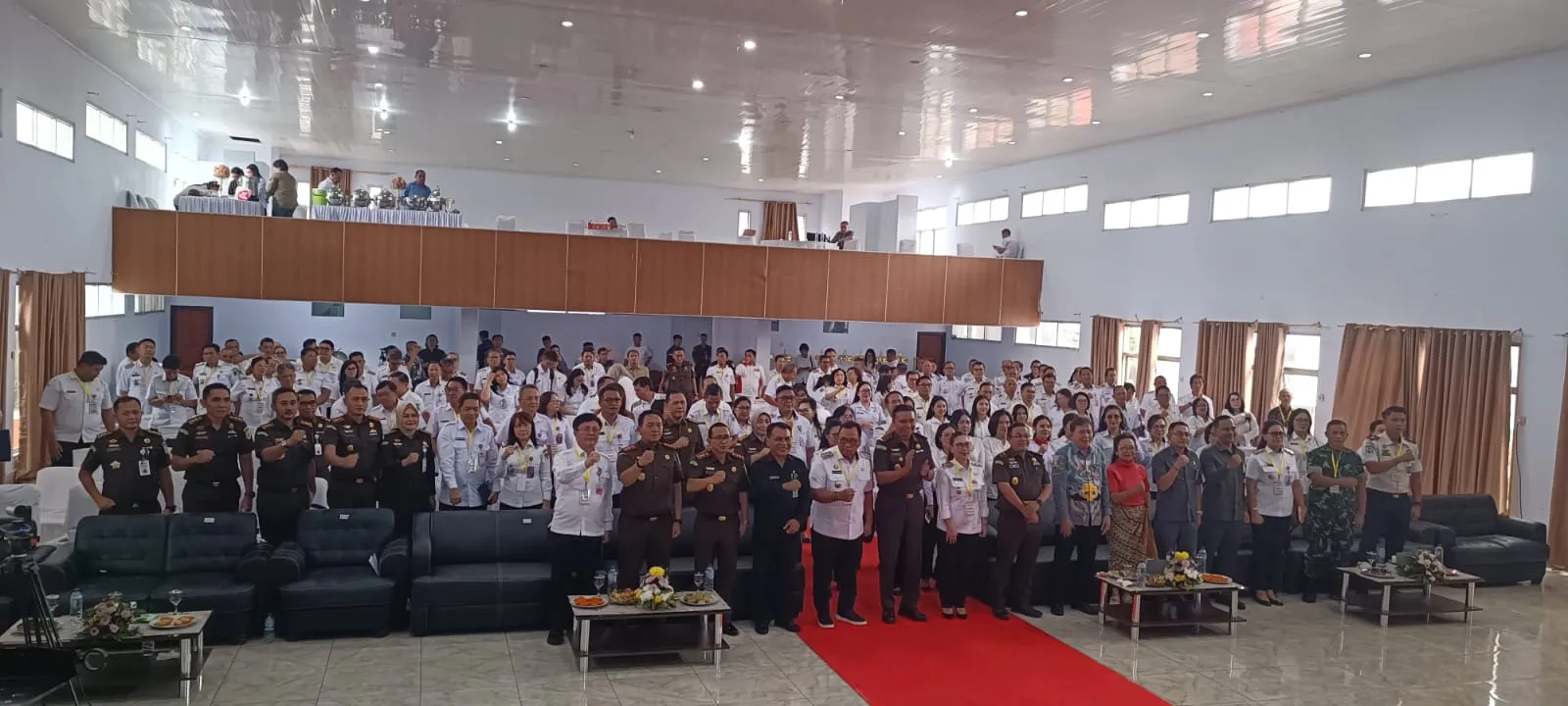 TNI Hadiri Seminar Hukum Kejati Sulut Di Minahasa.
