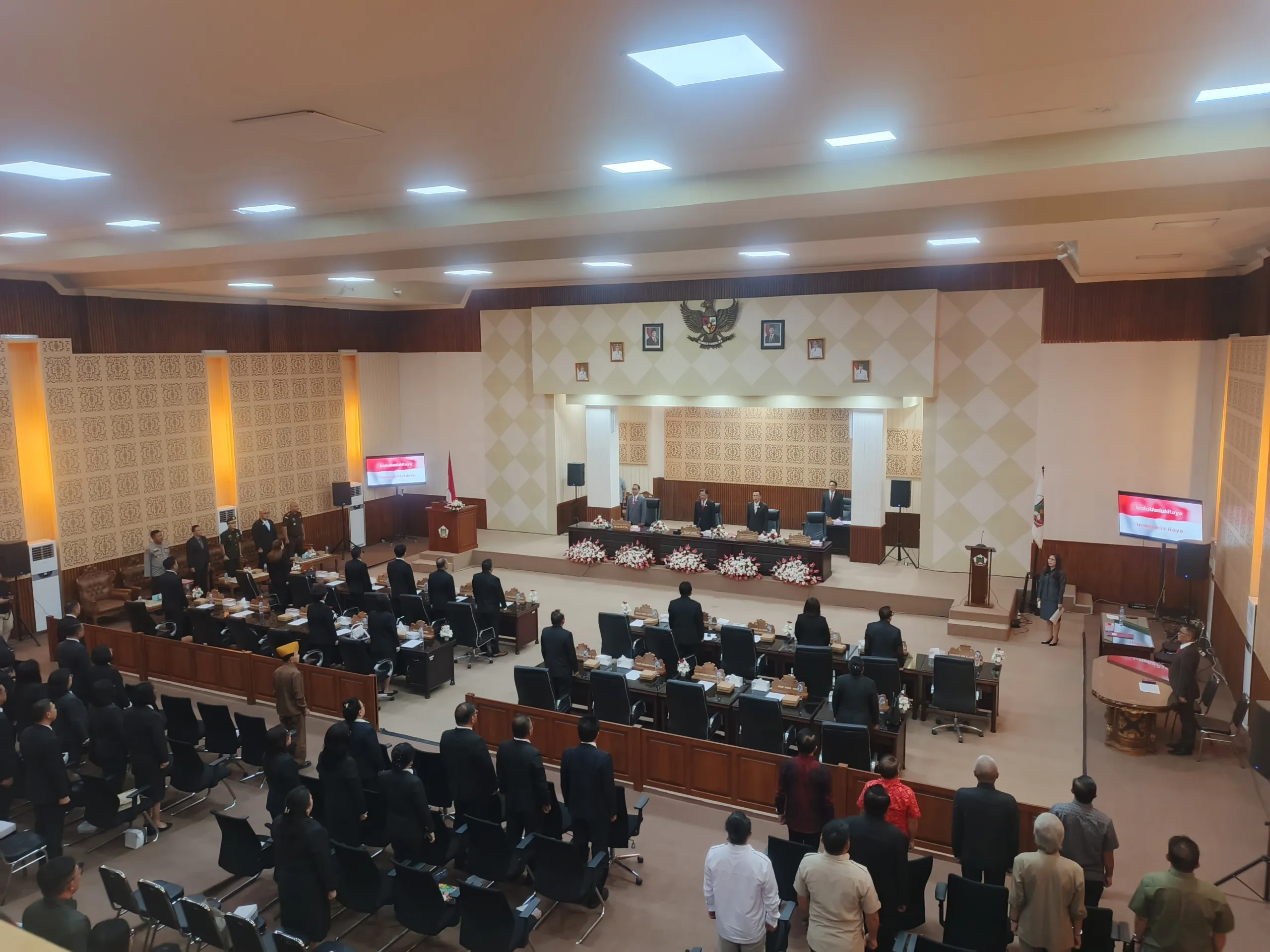 Pabung Tomohon Hadiri Rapat Paripurna DPRD, Perkuat Sinergitas TNI Dan Pemerintah.