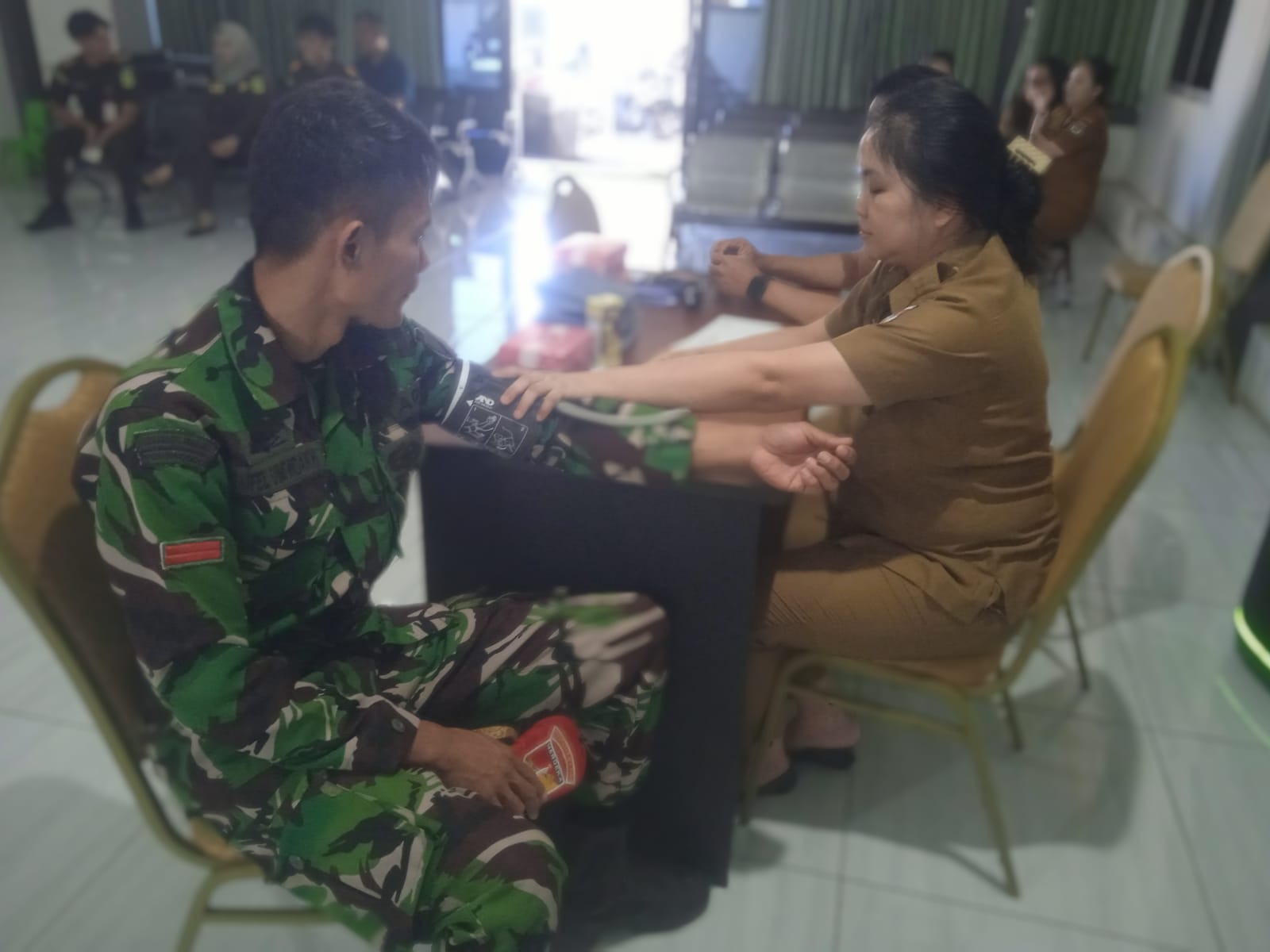 Koramil 1302-14/Amurang Dukung Donor Darah HUT Ke-81 Kejaksaan RI.